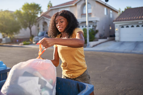 Best Yard Cleanup Services  in Belmont, CA